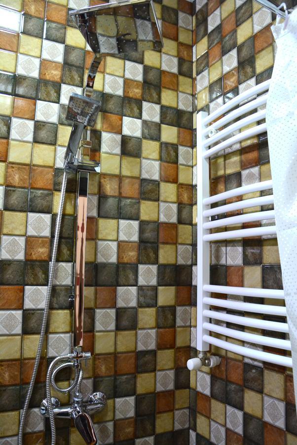 Hotel Canyon ティビリシ エクステリア 写真