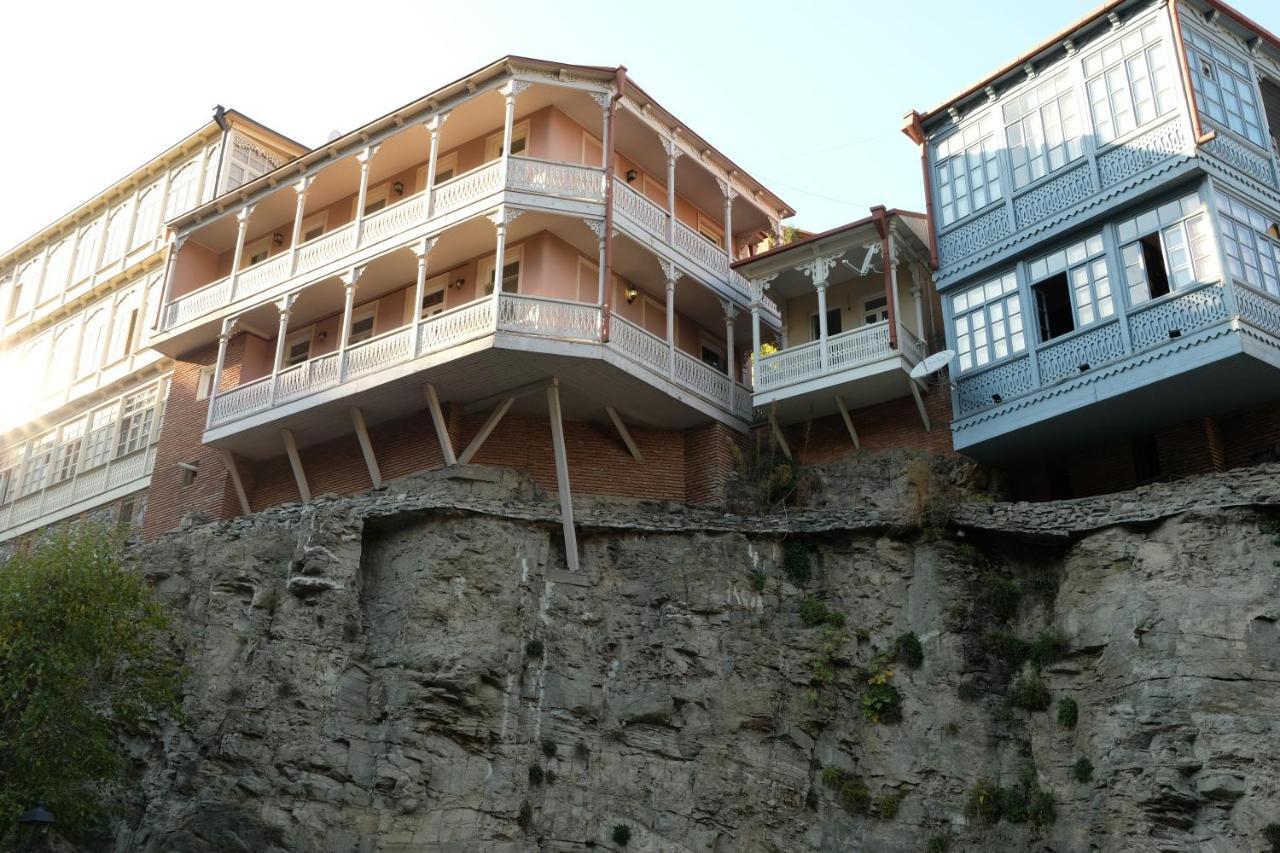 Hotel Canyon ティビリシ エクステリア 写真